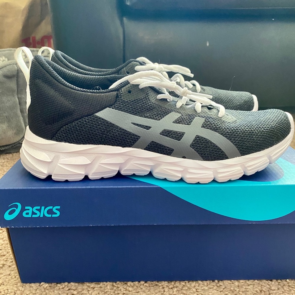 Running Shoes